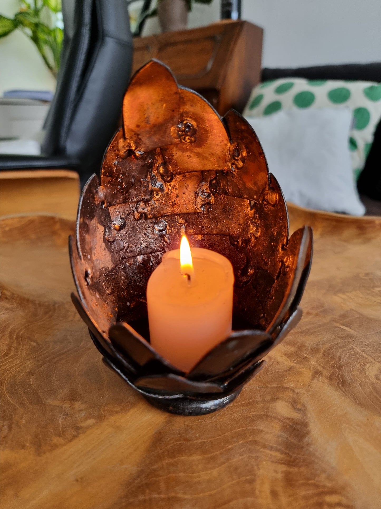 Drachen Ei - Dragon Egg aus geschmiedetem Eisen by Leander Wennige