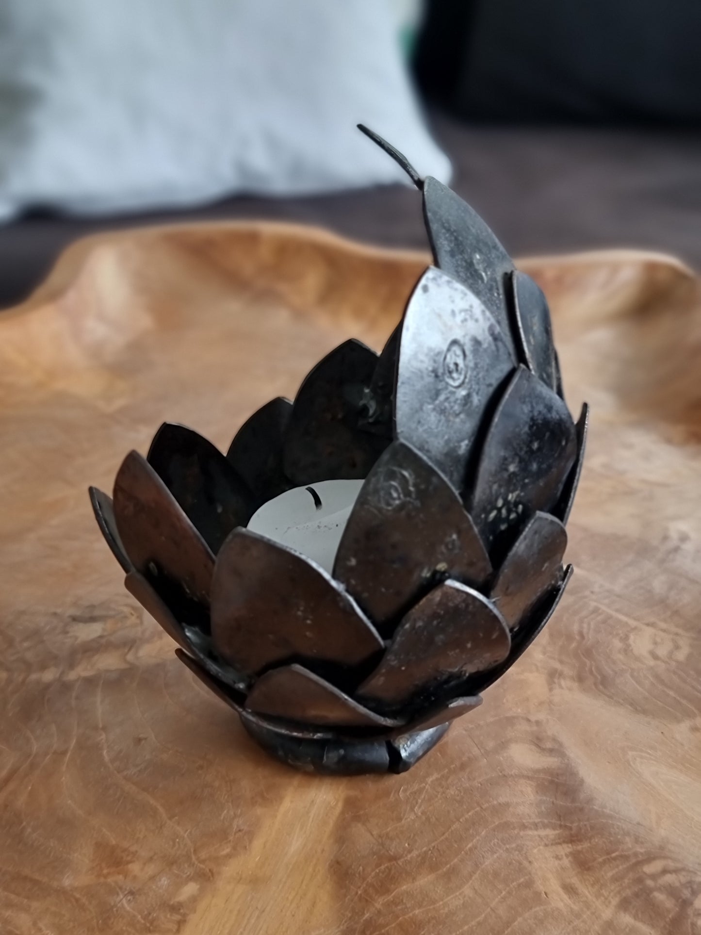 Drachen Ei - Dragon Egg aus geschmiedetem Eisen by Leander Wennige